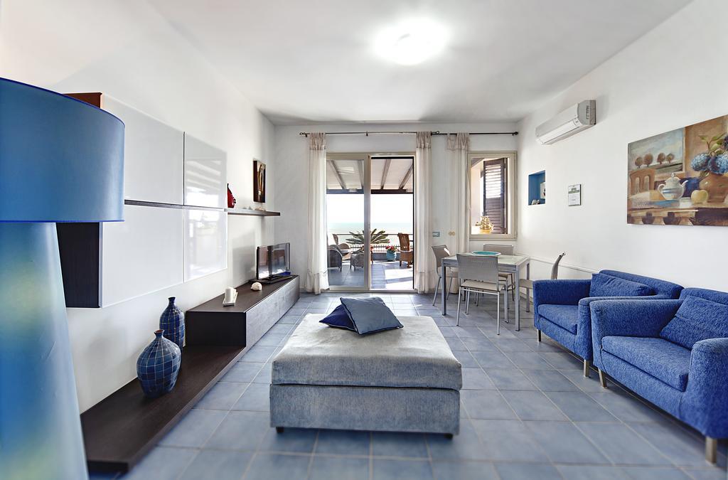 Terrazza A Mare Corallo Marina di Ragusa Εξωτερικό φωτογραφία